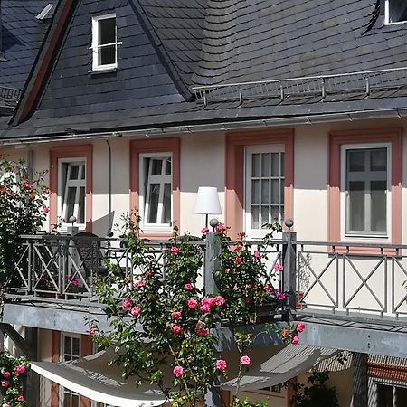 Kuenstler Ferienwohnung Am Weilburger Schloss, Marktplatz 9 외부 사진