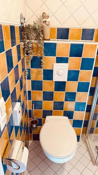 Kuenstler Ferienwohnung Am Weilburger Schloss, Marktplatz 9 외부 사진